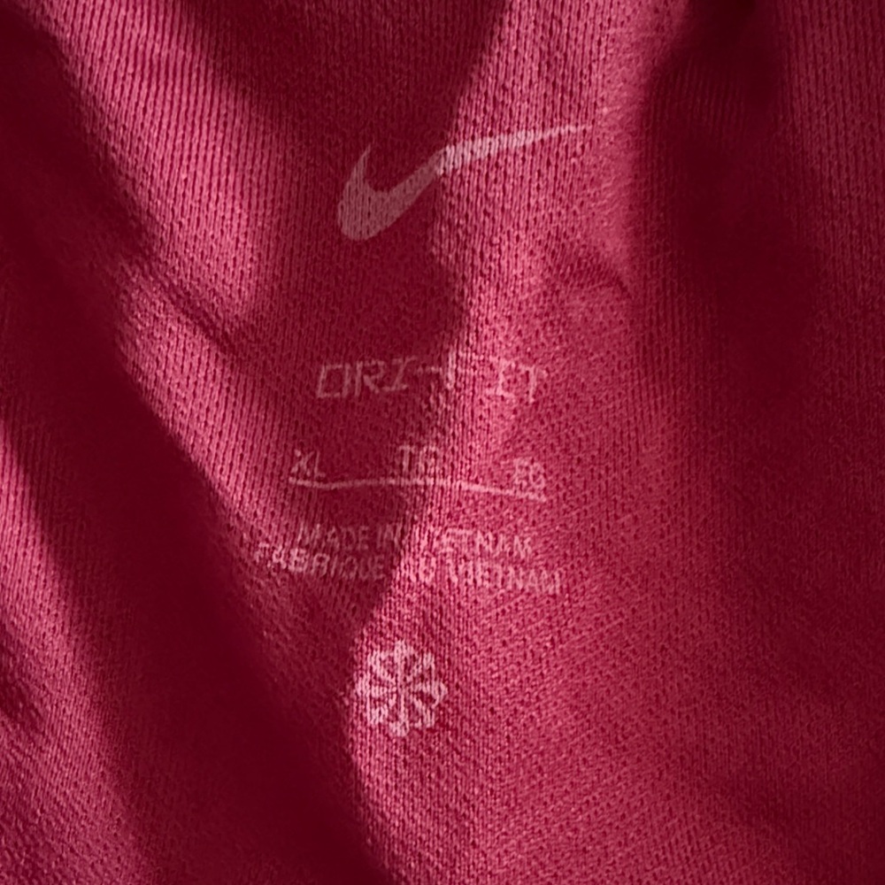 Nike Womens Dri-Fit Tempo Shorts- Never Worn - Picture 4 of 4